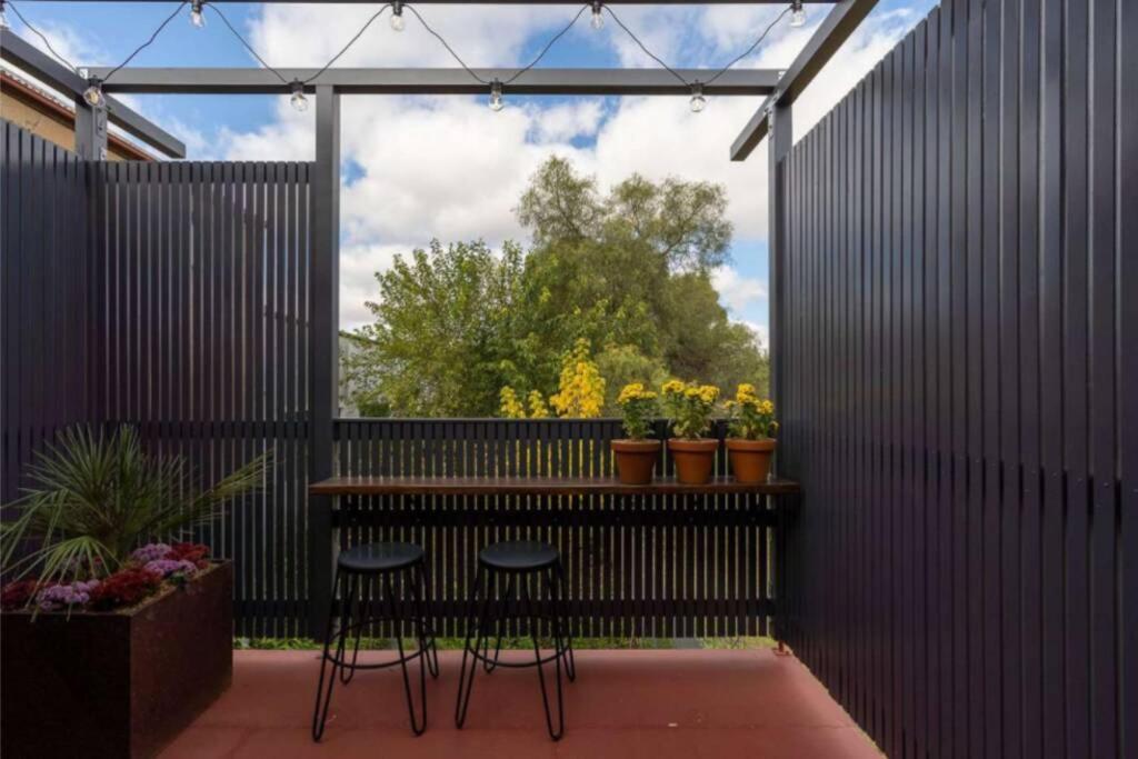 Heart Of Canowindra - Heritage Escape With A View Villa Luaran gambar